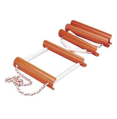 POLY.4-STEP FOLDING LADDER